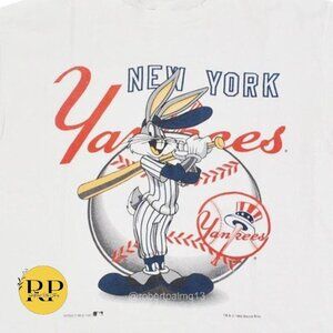 New York Yankees 1993 Bugs Bunny sweatshirt shirt retro white